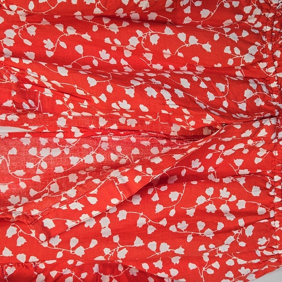 NWT Anthropologie Red Floral Romper - Size Small - Picture 3 of 13